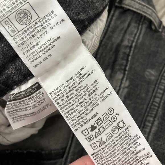 Levi’s Pride Collection Gray Floral Embroidered Big E Jeans Skinny Leg Sz 32/30 - Picture 8 of 10